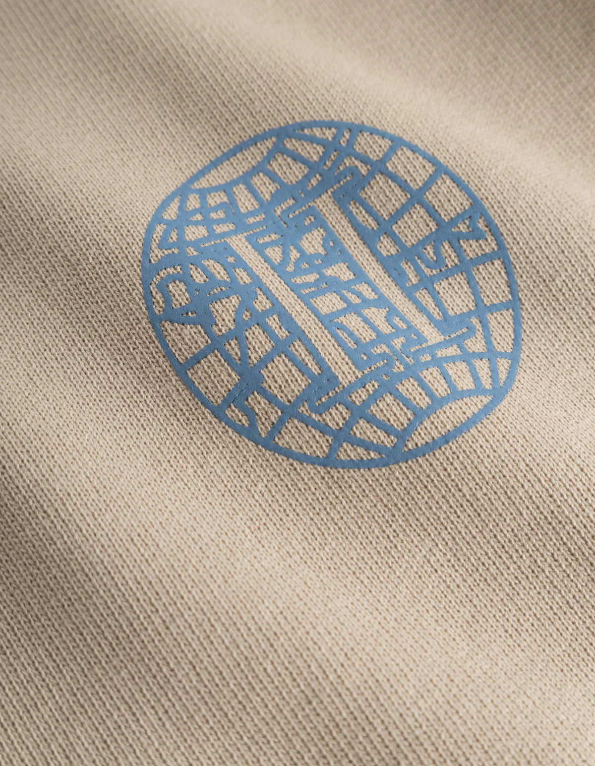 LES DEUX | Globe Sweatshirt Sand